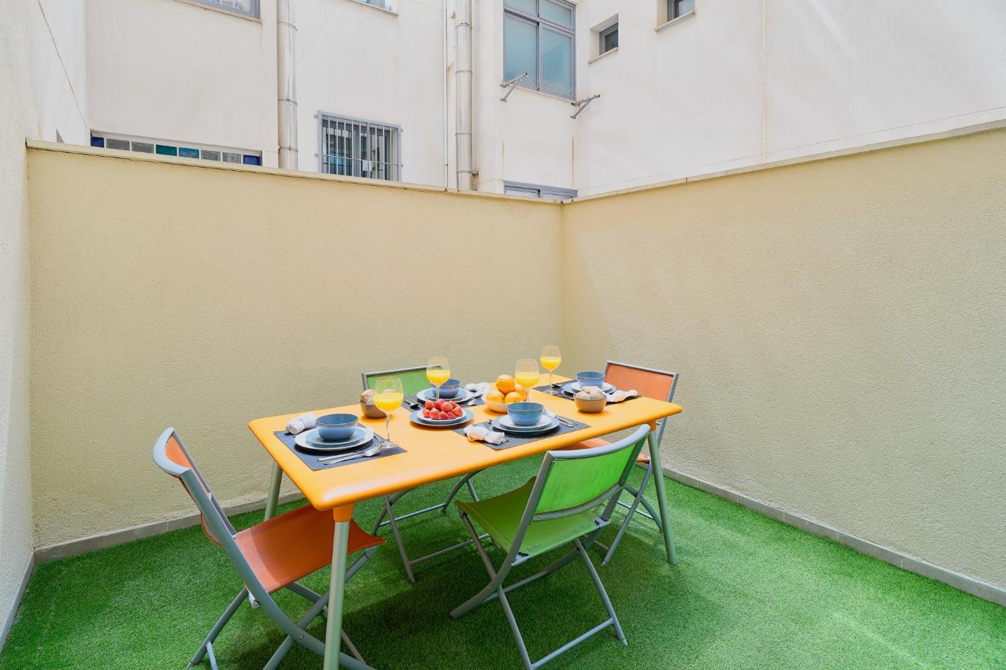 Brisa Marina By Lovely Rentals Malaga Exterior photo